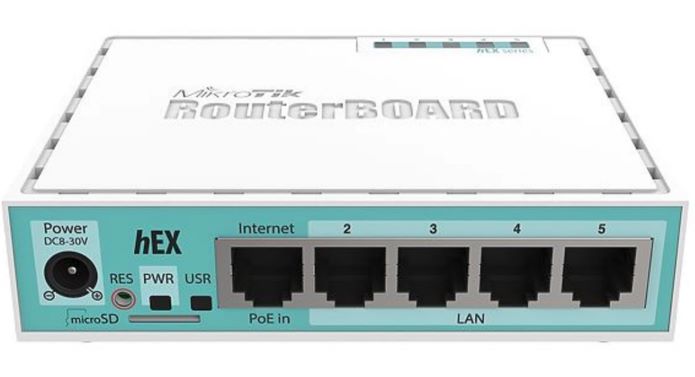 Rūteris Mikrotik RB750Gr3 5Ghz 1000Mbps Balts