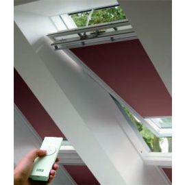 Жалюзи Velux DML с электрическим управлением, светонепроницаемые | Встраиваемые мансардные окна | prof.lv Viss Online