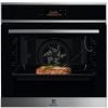 Встраиваемая электрическая духовка Electrolux EOE8P39X, черный/серебристый