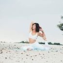 Product alternative photo